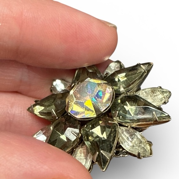 Beau Jewels Dark Gray & Clear Rhinestone Starburst Earrings - Picture 2 of 3